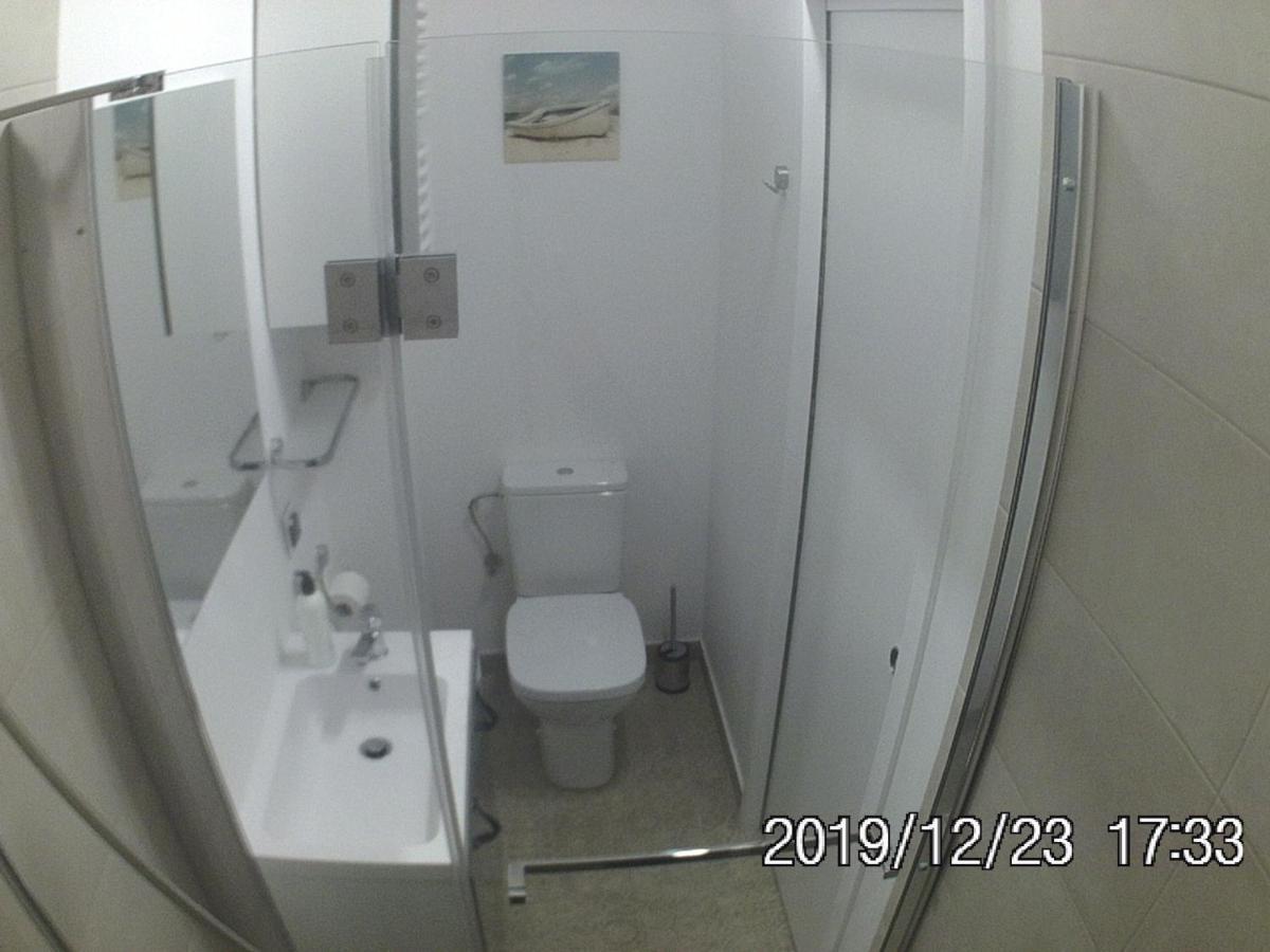 Homestay Rent0Nline Brwinow Rooms *